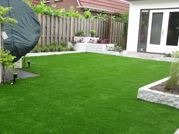 Kunstgras in tuin Schagen